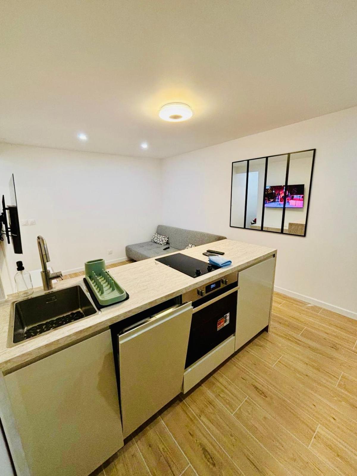 נאנטר Joli Appartement Renove Incluant Parking A 10 Min De Paris מראה חיצוני תמונה